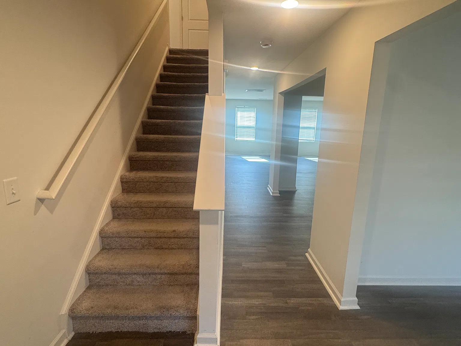 5 bed, 2.5 bath, 2653 sqft, $2,400 — Photo 4