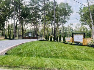 120 Pine Grove Ln, Dover, TN 37058