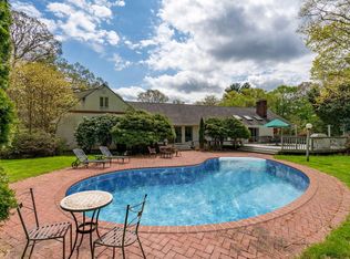 433 Cold Spring Rd, Laurel Hollow, NY 11791