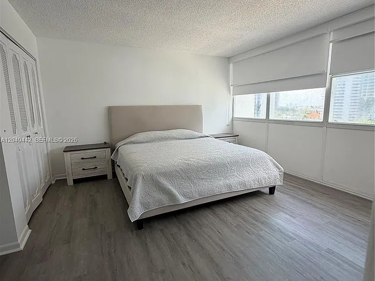 1420 Brickell Bay Dr #1005C — Photo 12