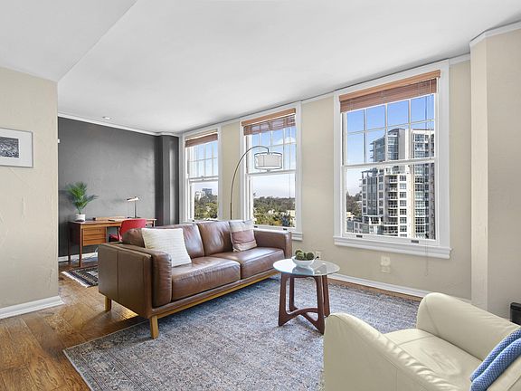 2nd image of 702 Ash St Floor 1-ID1035843P