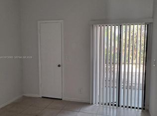 2544 Riverside Dr #215, Pompano Beach, FL 33065