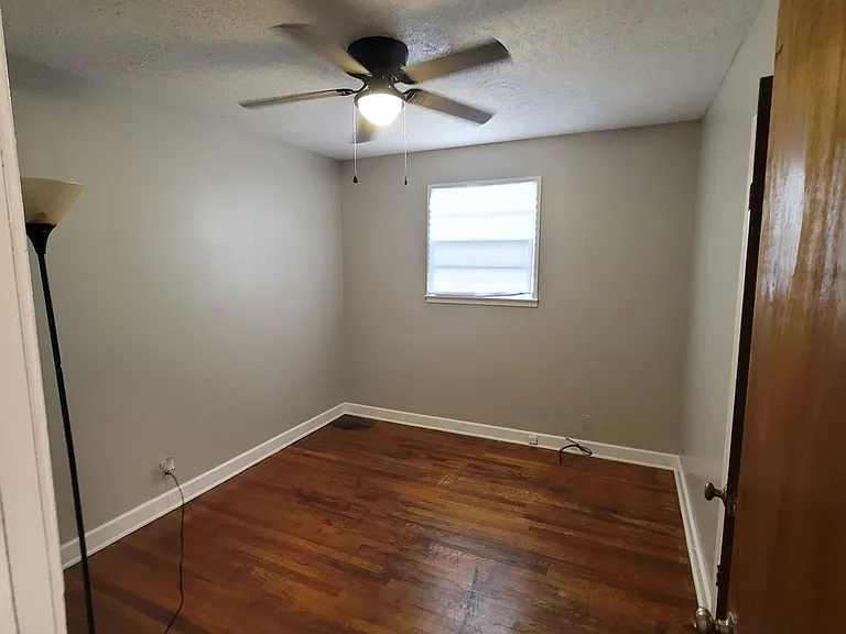 326 Gray St — Photo 5