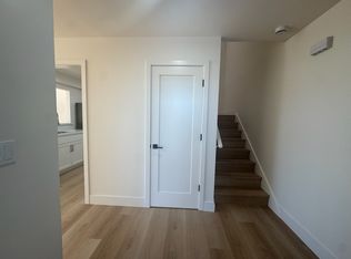 950 N San Antonio Rd #18A, Los Altos, CA 94022