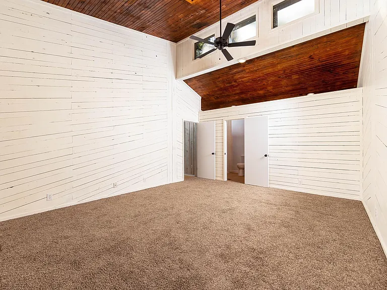 153 Grantham Way — Photo 12