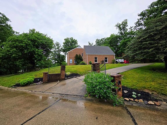 2nd image of 65 Derby Ln