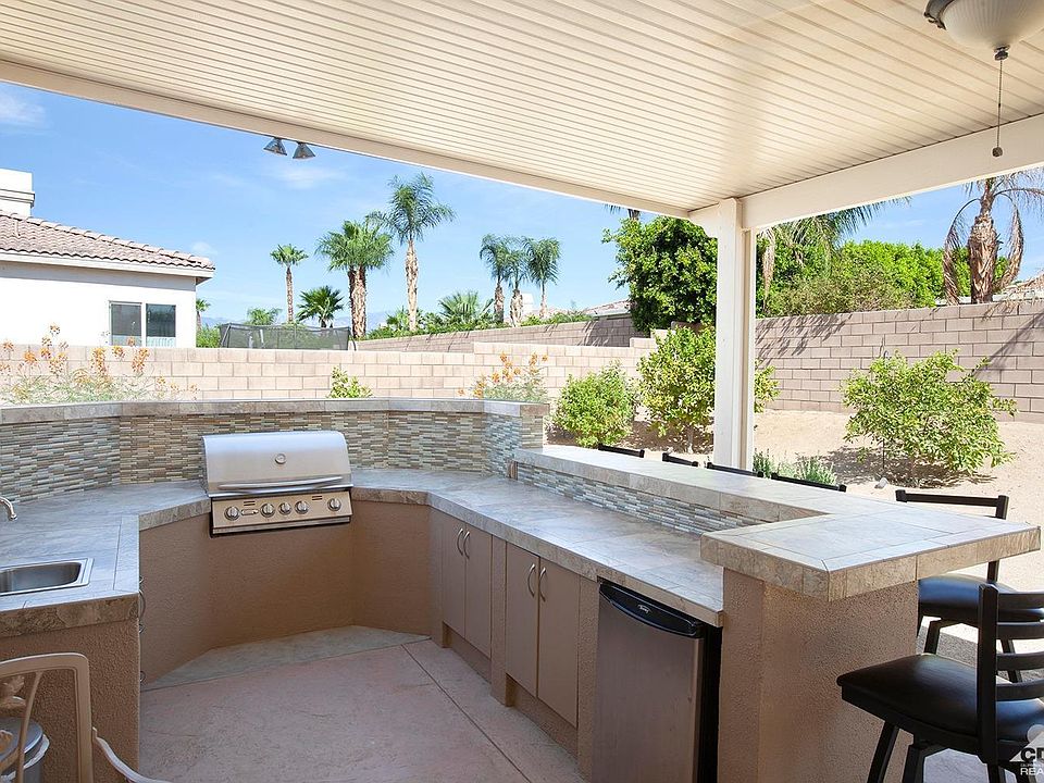 1st image of 79910 Amora Dr
