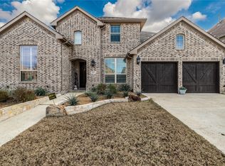 943 Highpoint Way, Roanoke, TX 76262