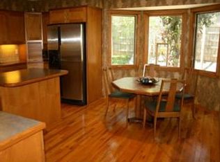 4201 E 105th Ter, Kansas City, MO 64137