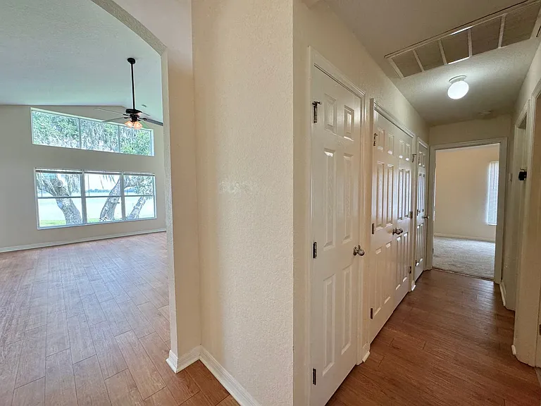 2726 Rochelle Dr — Photo 25