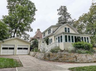 2301 Chamberlain Ave, Madison, WI 53726