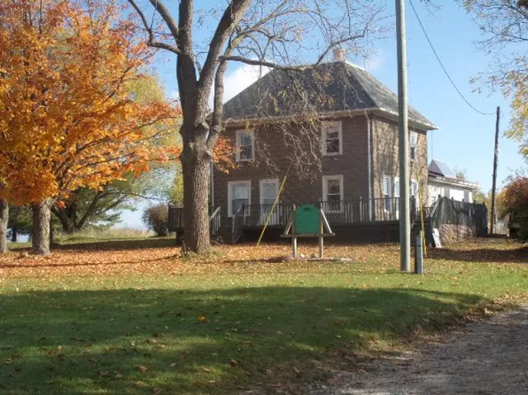 1755 S State Rd, Applegate, MI 48401