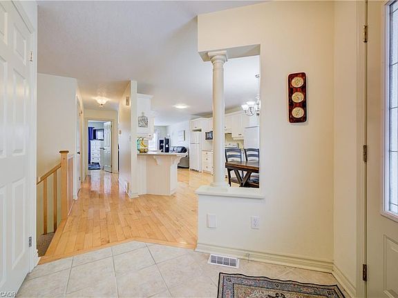 4th image of 142 Miller St