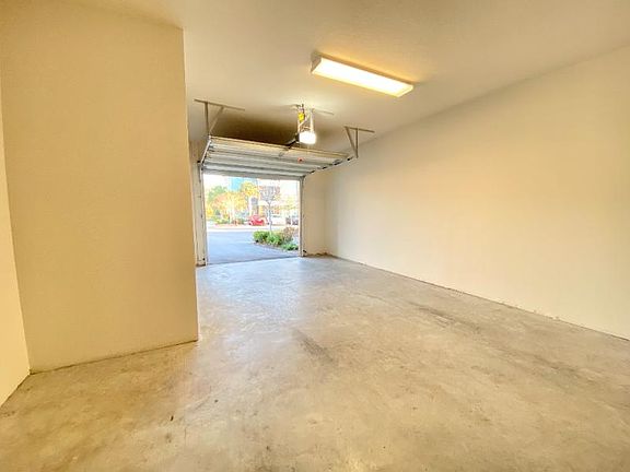 2nd image of 6741 Tapestry Landing Way