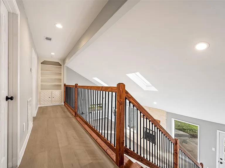 14015 Cleobrook Dr — Photo 24