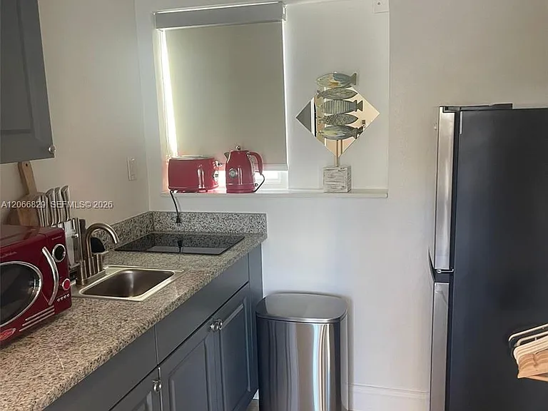 338 Roosevelt St #1002 — Photo 5