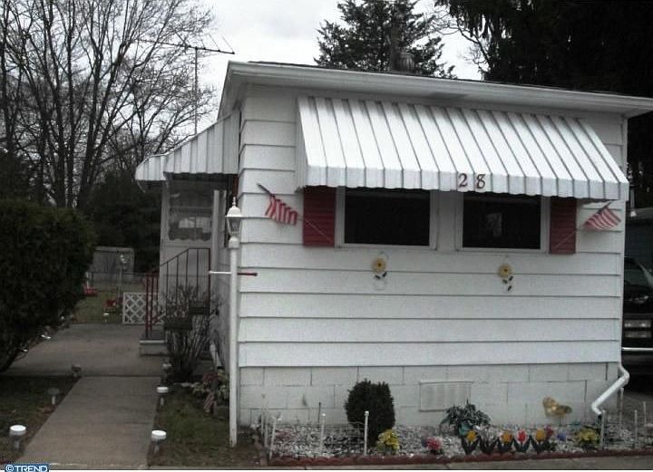 2nd image of 28 Bluebird Rd
