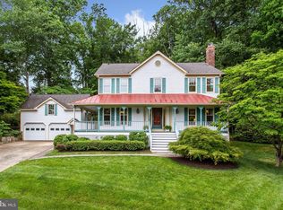 10203 Chestnut Oak Ct, Vienna, VA 22182