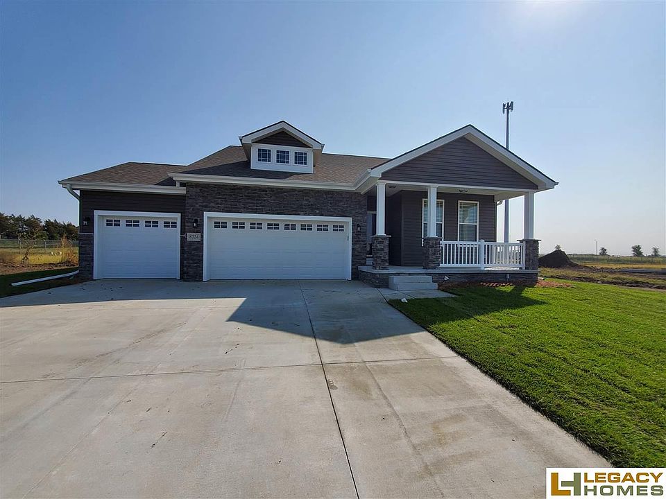 1st image of 8724 S 83rd Ct