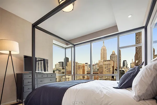 Sold by Town Residential | media 29