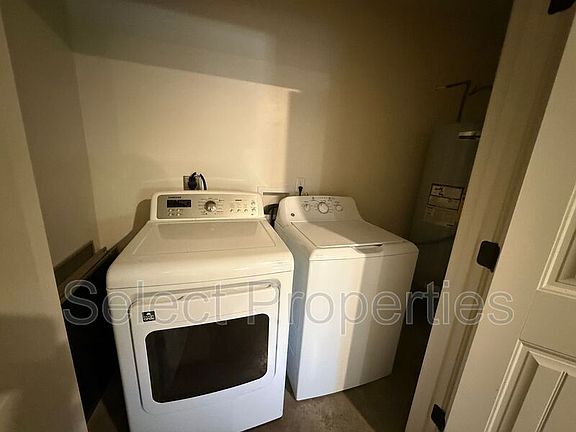 3rd image of 650 W Monroe Ave #B