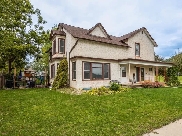 207 E Jessie St, Rushford, MN 55971