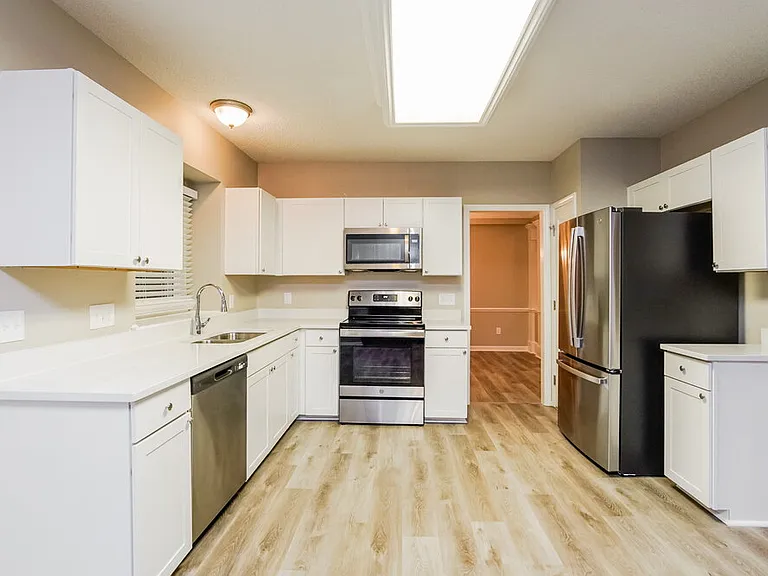 919 Beddingfield Dr — Photo 9