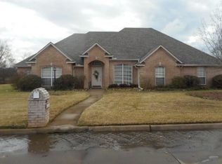 608 Vonda Dr, Sulphur Springs, TX 75482