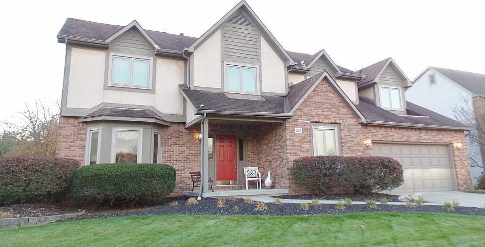 1st image of 823 Waterton Dr