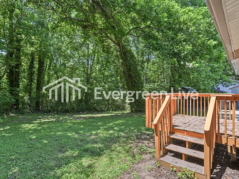 119 Kennedy Ave — Photo 10