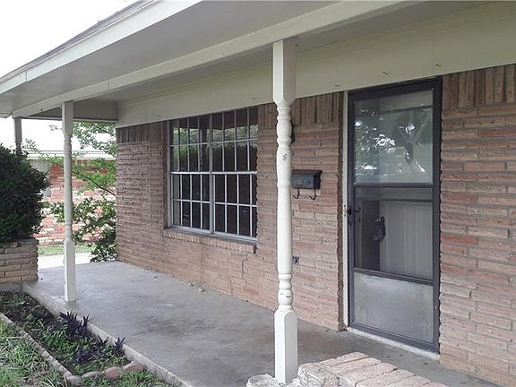 2nd image of 2537 Cantrell St