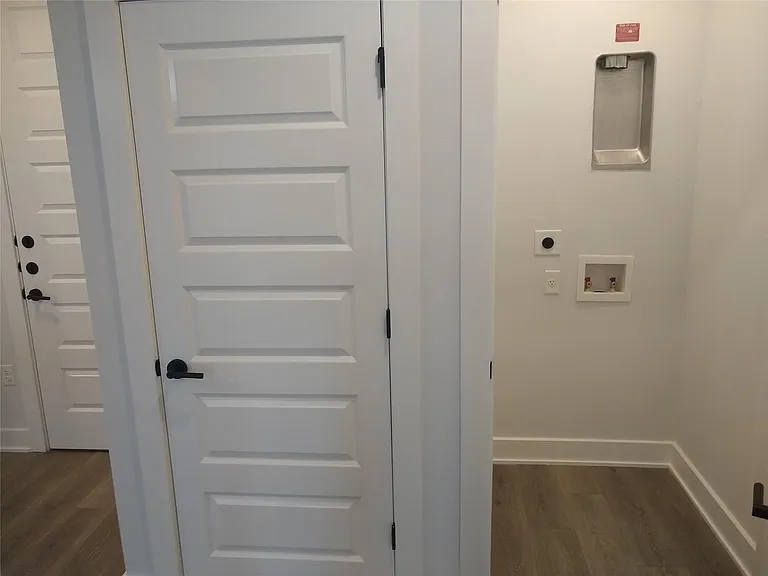 2220 Webberville Rd #403 — Photo 13