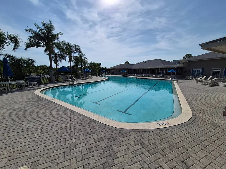2113 Sawgrass Ln — Photo 61