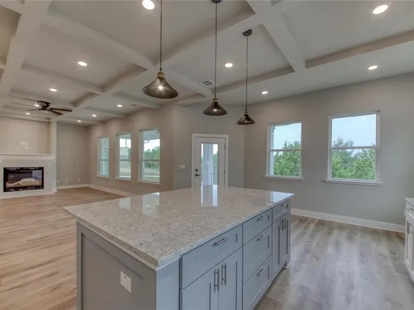20502 Southbend St, Lago Vista, TX 78645
