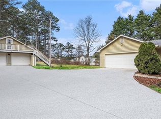 2601 Round Ridge Rd, Loganville, GA 30052