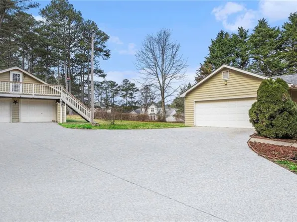 2601 Round Ridge Rd, Loganville, GA 30052