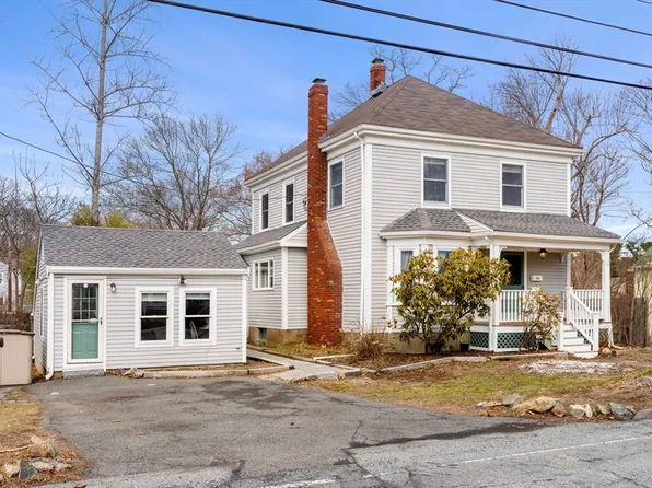 186 Lothrop St, Beverly, MA 01915