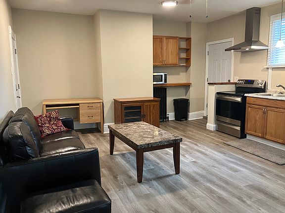 Large, fully furnished living room
