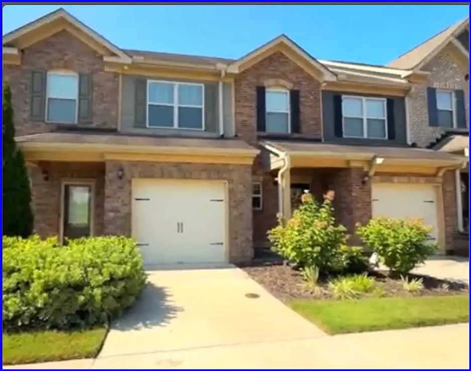 3 bed, 2.5 bath, 1394 sqft, $2,199 — Photo 1