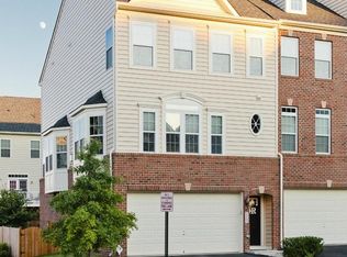 4463 Bedford Cove Ln, Woodbridge, VA 22192
