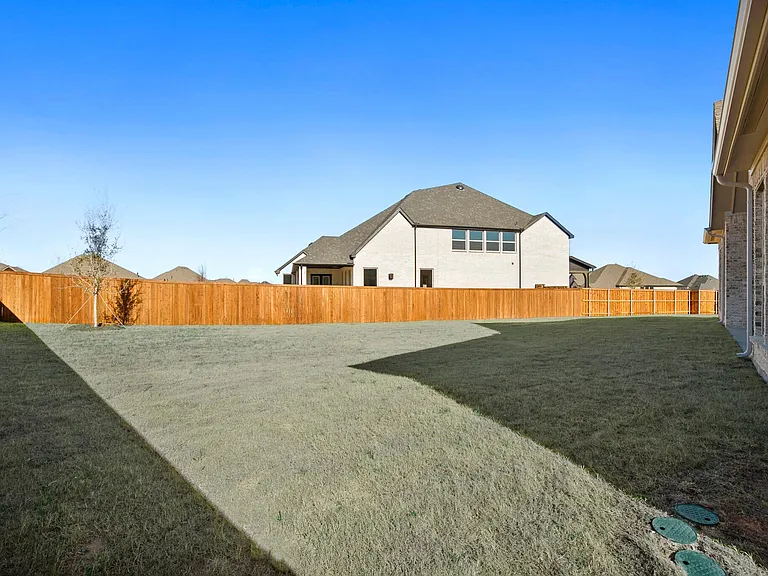 552 Horsetail Way — Photo 34