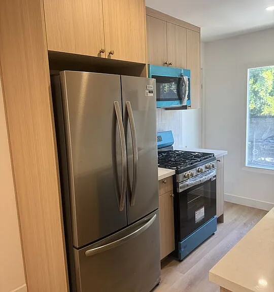 1254 N Orange Grove Ave #3 — Photo 7