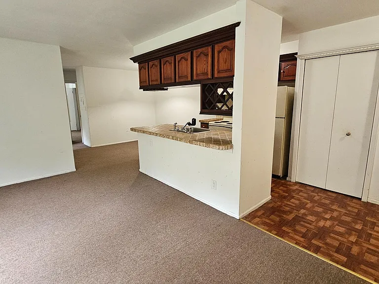 15 Norwich Pl — Photo 4
