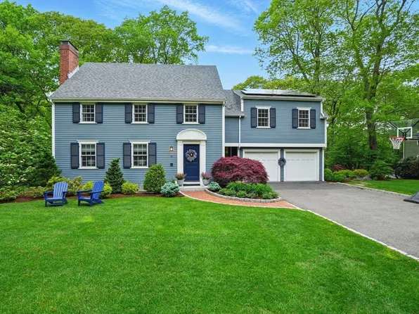 12 Olde Lyme Rd, Winchester, MA 01890