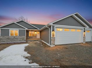 4981 Water Mint Ct, Green Bay, WI 54313