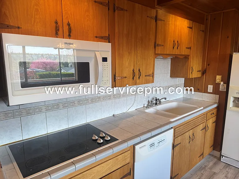 625 Avenue B #1 — Photo 33