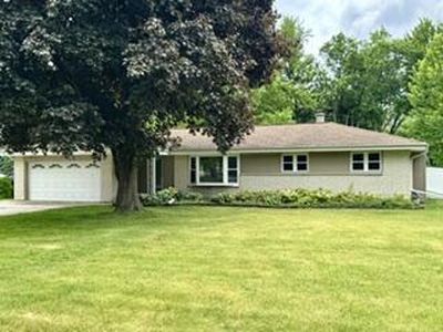 5322 S Menard DRIVE, New Berlin, WI, 53151
