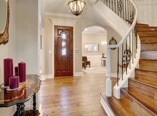 903 Homestead Ln, Grapevine, TX 76051