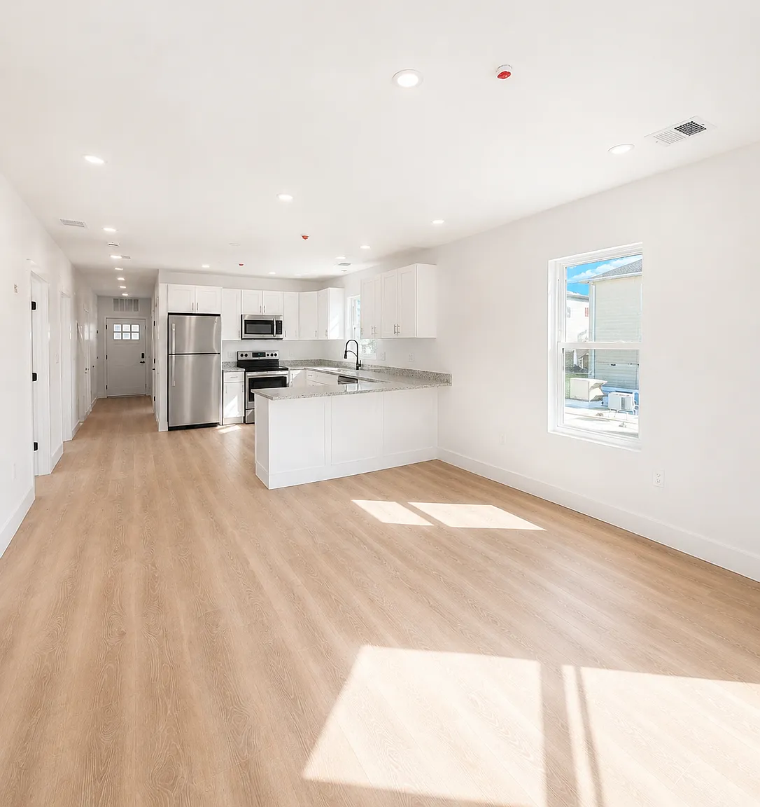 3 bed, 1400 sqft, $2,975 — Photo 2