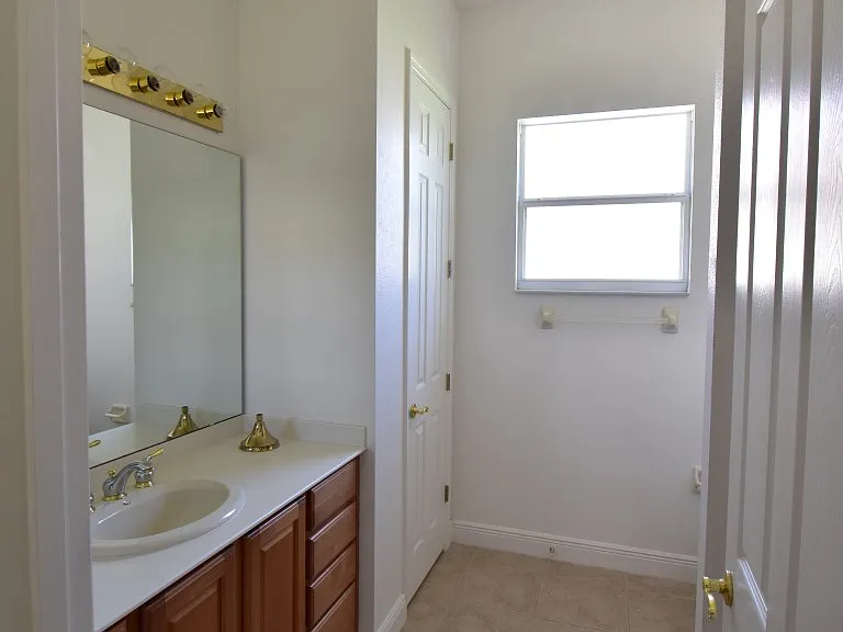 636 Volterra Blvd — Photo 38